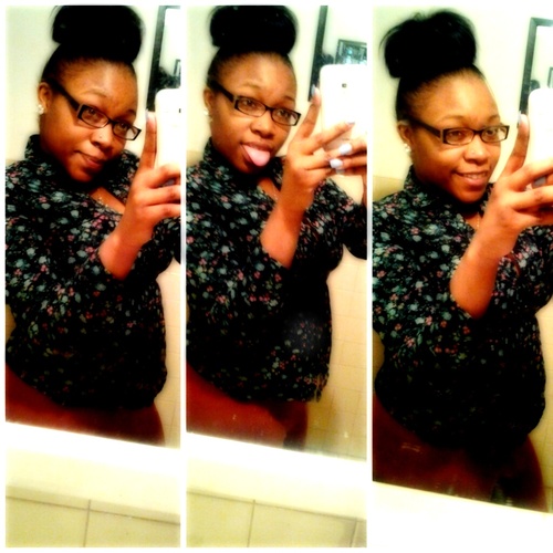 If You Cant Handle Me At My Worst , You Damn Sure Don't Deserve Me At My Best ; Steph's Wife #Team Taken ♡♡♡ #Team I LOVE Girls :) #Team Follow BACK (: