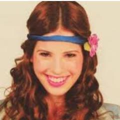 Actris de comedia,Trabajo con martina en violetta.Soy cantante.♥♥♥♥♥♥♥♥