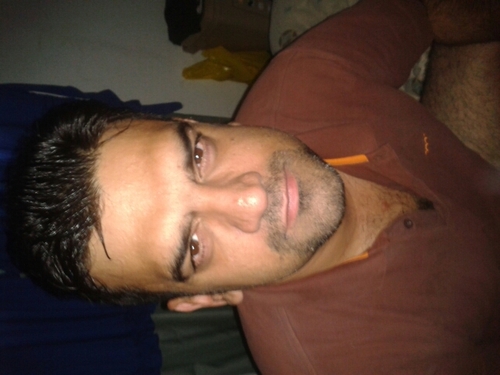 reer01's profile picture. RAUL ENRIQUE ESIS RAMOS.