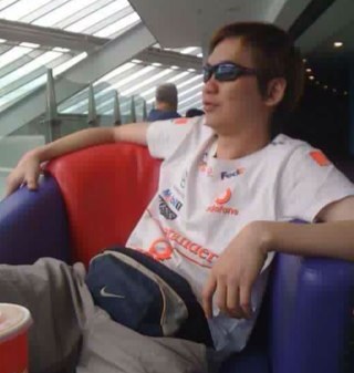 devilicious_boi's profile picture. 