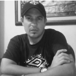 C.P.A , del bombillo soy, apacionado por la musica (coleccionista)70's 80's 90's , rock clasico , domina la tecnologia y expecialista en hardware.