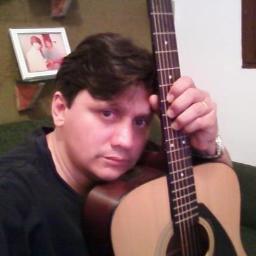 Tudo se ilumina para os que plantam com Amor,
 para os que se doam de verdade e para os que tem Fé.
 O tempo, é Sagrado.