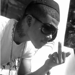 5mkn_5tickyPack's profile picture. We somking trees down till they just a tree stump ... oooh & follow me @5wi5her_Tweet5 !