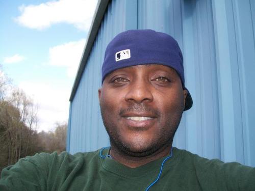 AldonJohnney's profile picture. I just wanna live my life. So do you! And I'll do ME!