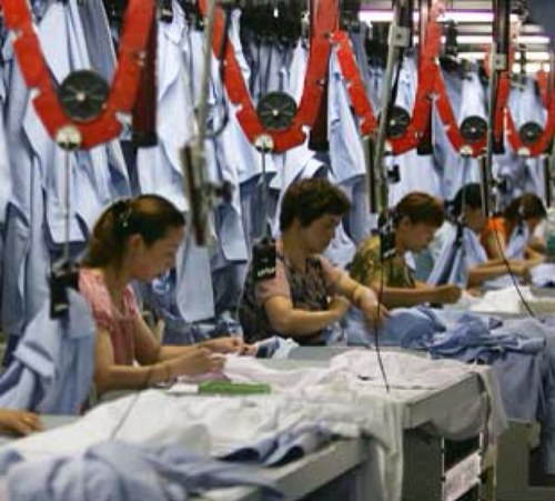 BeSweatFree's profile picture. Get the latest facts and information on Sweatshops. Find out what you can do to help and become sweatfree.