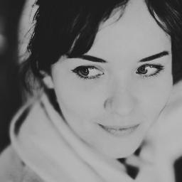 ღ Nayana Dall is a natural light photographer based in Spain, Italia and Brazil, shooting mainly weddings, maternity, birth, newborn and family. ღ
