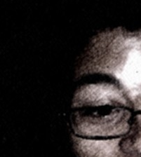 Eu sou otário, mas pelo menos eu não acredito em pessoas boas. Eu acredito que pessoas fazem coisas boas. E essa diferença me salvou a vida e a sanidade.