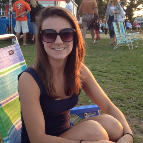 lovethatteal's profile picture. 