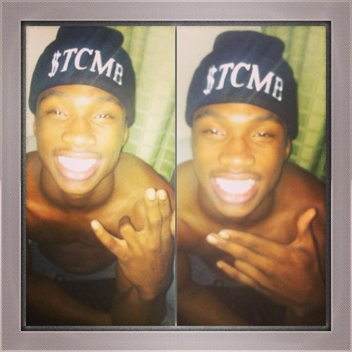 Follow This STCMB Niggas All I Do I Ball 
Ayy FWMOI @500HUNNIT