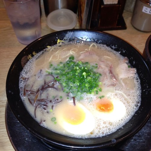 ラーメン好きの神大生が六甲周辺を中心にラーメン屋情報を発信します。完全に個人的なレビューです。