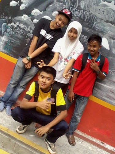 luqmanulhakimis's profile picture. Warm people by talking oneself as an example.