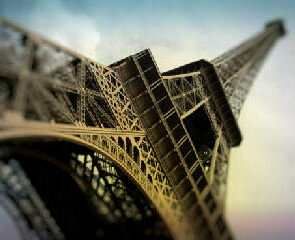 _EiffelTower_'s profile picture. Paris est la plus belle ville de France, je voulais y aller pour visiter la Tour Eiffel .. dieu quand puis-je y aller?