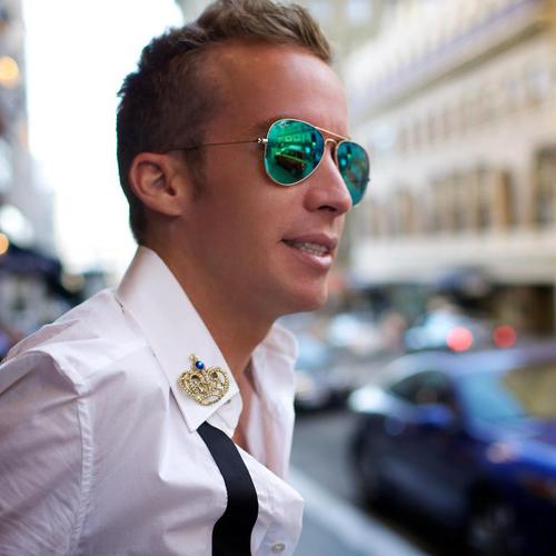San Francisco Socialite, Castro Ambassador, Event planner, expert in having a good time!