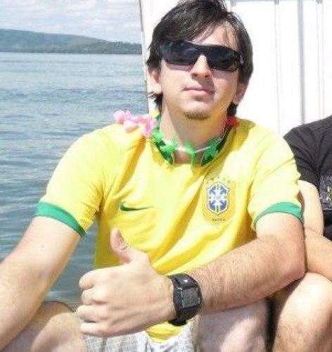 Administrador apaixonado, movido à musica, morando e trabalhando no Pará... to conhecendo outro lado do Brasil hehehe