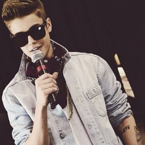 cmrm12co1v_6m19's profile picture. I'm Japanese Belieber:) I love Justin Bieber/one direction/Nicki Minaj...etc. please follow me!!
