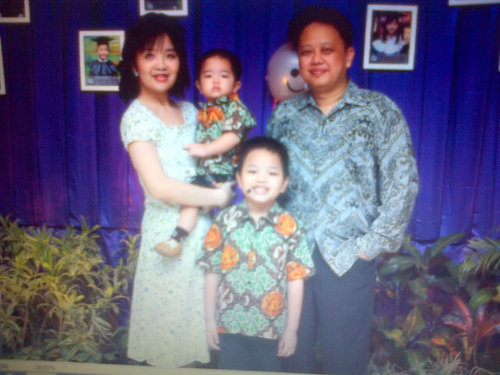 fannylin2410's profile picture. Life is about loving God and loving people