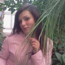crina 16 ani