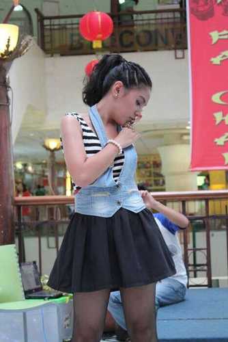 ini roleplayer dari SYIFA AULIA PUTRI yang pertama di dunia! syifa itu newbie di area musik ipop! single pertamanya Rahasia Kita Saja