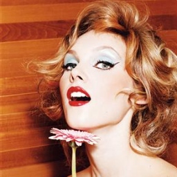 Fansite tribute to the Lithuanian model Ilona Kuodiene. 15th·January·1981 ♥ 1.76 m.
http://t.co/XcNPgUXS9P