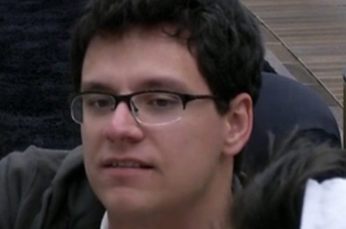 Fui participante do bbb13 ,sai mais sai com honra ,meu jogo foi limpo não provoquei ninguém e se for da vontade de deus ,eu quero participar de outro bbb !
