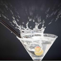 videococktails's profile picture. Делаю коктейли почти из всего. Знаю тысячи рецептов. Присоединяйтесь, к праздникам я вам пригожусь. followback