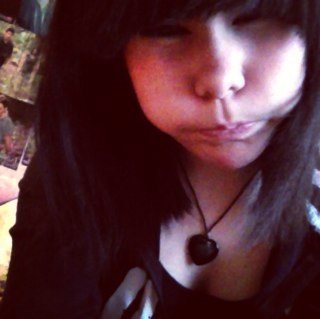 14 years old girl..totally obsessed of vampires... of mice and men, suicide silence, ASKING ALEXANDRIA!. bring me the horizon! aaand eyes set to kill xD