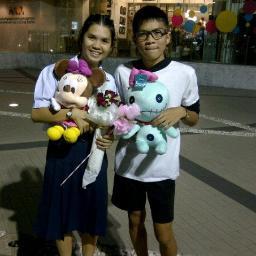 I'm namfon   Hey !!  hi++  say