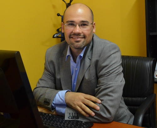 Consultor en estrategia. Maracucho aporteñado amante de libros, vinos y otros vicios. Ex Becario Balboa-Iberis.