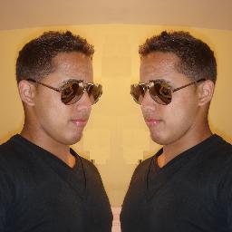 TineoC10's profile picture. #SIGUEMEYTESIGO
#SOLTERO 
#PasarlaBien #DisfrutarLaVida