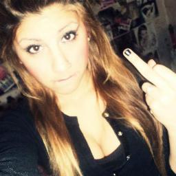 Sashapinkyeah's profile picture. 