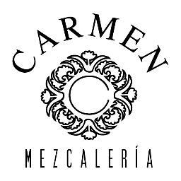 Mezcal y buena música para compartir entre amigos.