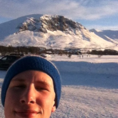 thostorm's profile picture. 