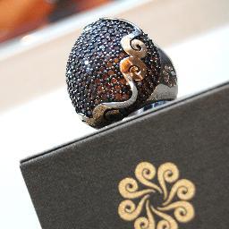 Una de las principales joyerías multimarca on-line de España (Pandora,Swarovski,Seiko, Guess...) Desde aquí vamos a intentar acercaros a este fascinante mundo..