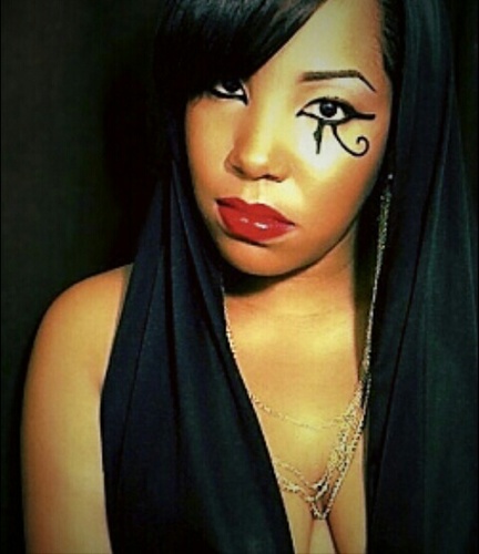 Jessladyfresh's profile picture. Makeup Artist/Photographer/Youtuber Instagram:Jessladyfresh For Booking & Business Inquiries Email: jessnayelli@gmail.com