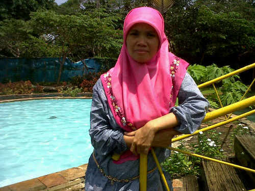 ullym1's profile picture. Menyediakn aneka souvenir u/ prnikahan,ultah, khitanan dll. Pin bb 75787D1A, cp: 087887561199