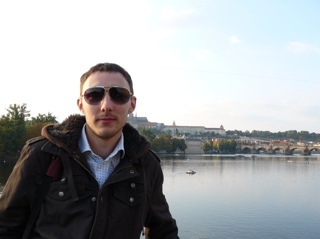 Дизайнер сайтов, интерфейсов и немного музыкант