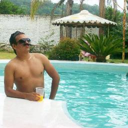 Rodrig_roo's profile picture. Todo es real en algún sentido, irreal en algún sentido, sin sentido y real en algún sentido, sin sentido e irreal en algún otro sentido.... Todo existe!!