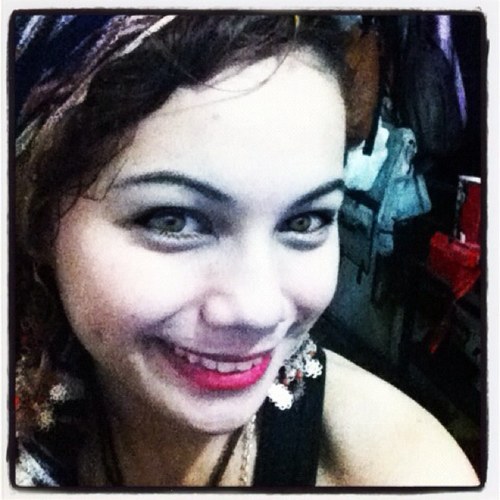 pink girl, pasta lover, milk and cheese,, coffee addict, blueberry cheesecake my number1 day dreamer, explorer soon..