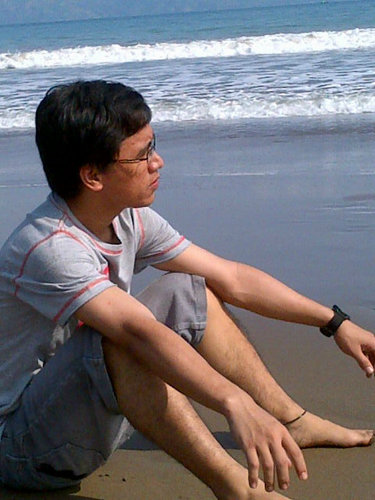 Commart_online's profile picture. Jodoh kamu cermin dari diri kamu sendiri..