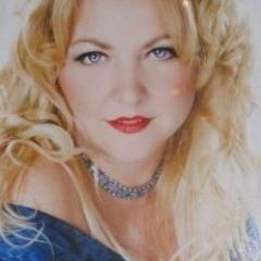 Ancaster Curves Owner, Zumba Instructor, Cleveland Clinic Certified Life Embracing, Exercise and Nutitional Coach