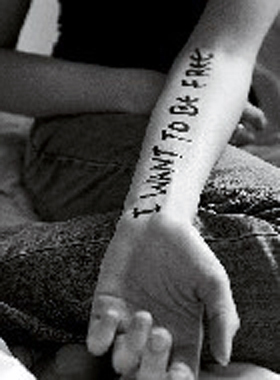 Fixing my broken life one butterfly at a time,on the road of recovery♥ I'm always here if you need a talk :) ♥ Self harm. Depression.