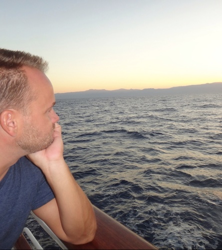 writer, editor, thinker, dreamer...and man of many random thoughts