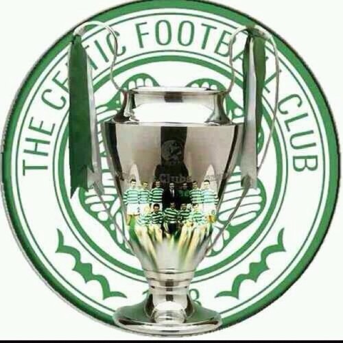 Love my wife and daughters and the famous Glasgow Celtic 👍😎⚽️⚽️⚽️☘☘☘🇮🇪🇮🇪🇮🇪