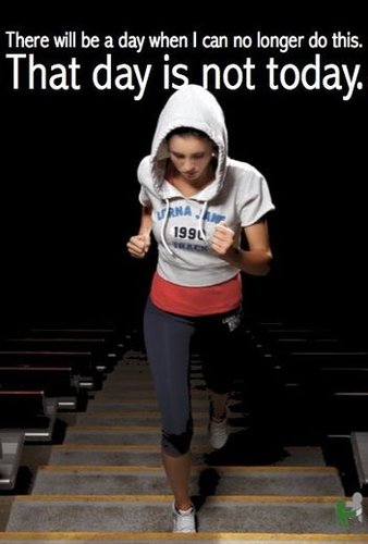 Love to run and lift heavy, transforming my own body and others. Vegan. #youarebeautiful