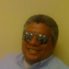 Profesor 27 años de experiencia, primario, computación, informática. Licenciado. Magíster Planificación, Evaluación y Acreditación Educación Superior.