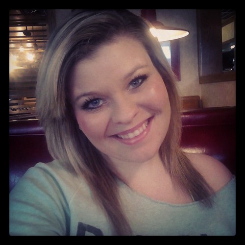 19! Young & free. NWSCC. Family is my rock. It may be stormy now, but it cant rain forever. Beyond Blessed.   God is writing my story.
