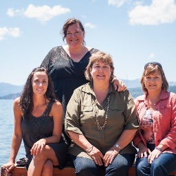 The Venue Vixens are group of four wedding planners who joined forces to offer more access to many event venues.