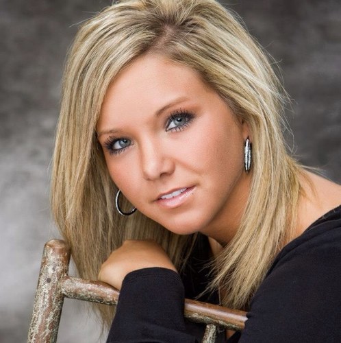 Laurenn_Ashley's profile picture. folllllow ;)