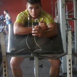 Sou um menino de Atitude gostozo.. Comida favorita Lasanha