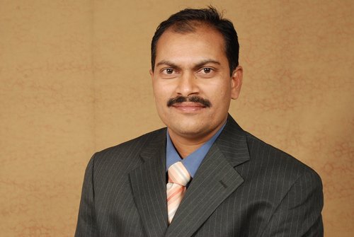 journalist, now working with sakshi tv as a desk i/c.